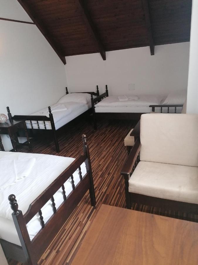 Motel M Malacky Luaran gambar